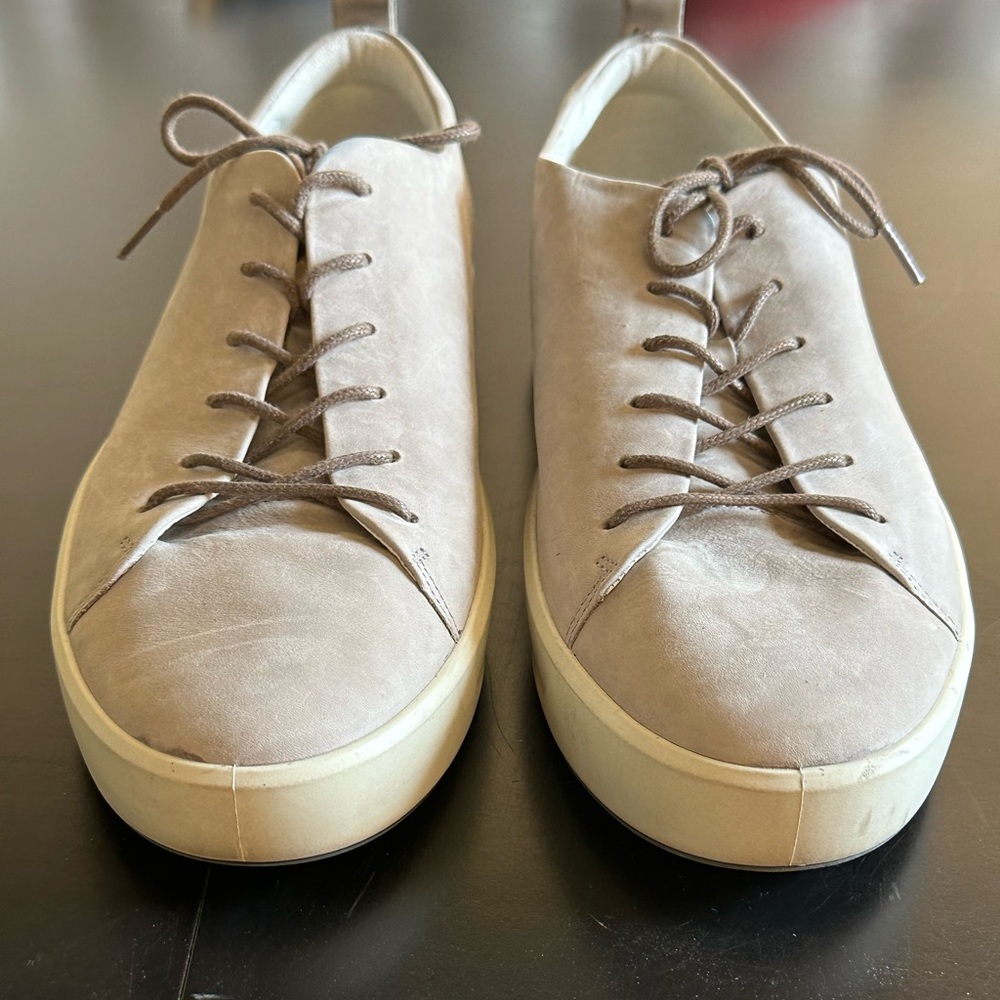 Ecco dress shoes. Size 14. Great condition.